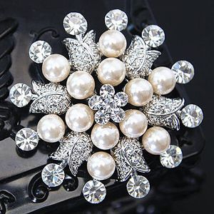 Broche de flor de copo de nieve grande de perla simulada y cristal de alta calidad Impresionante Austria Rhinestone Diamante Joyería de boda Broches de flores