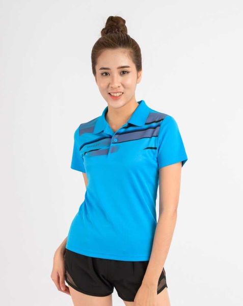 Vêtements de sport de haute qualité pour femmes, vente en gros de vêtements en polyester, t-shirt personnalisé fournisseur vietnamien