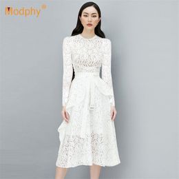 Haute qualité printemps blanc élégant femmes robe mode col rond à manches longues ceinture dentelle femme automne fête Vestidos 210527