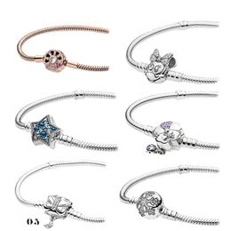 Hoogwaardige sterling zilveren Pandora Charm-knopventilator Vijfpuntige Star Snake Bone Chain Basic Bracelet geschikt voor thuismode vrouwen Mooie oogverblindende armband