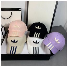 Feesthoeden canvas honkbal hoed ontwerpers caps hoeden vrouwen gemonteerd cap fashion fedora brief streep mannen casquette beanie motorkap-zonder doos