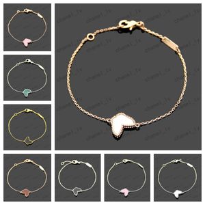 Bracelets Bracelets de charme de créateurs bijoux de créateur de luxe VC trèfle à quatre feuilles mini bracelet papillon en agate colorée avec boucle en diamant 56