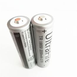 La batería de litio gris 18650 3200mah 3.7V se puede usar para linternas brillantes y productos electrónicos