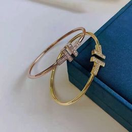 Hoge kwaliteit V Gouden diamant tennis Dubbele T -armband Dames Jewlery Designer 925 Sterling Silver Heart Rose Gold Bracelet Sieraden Gift
