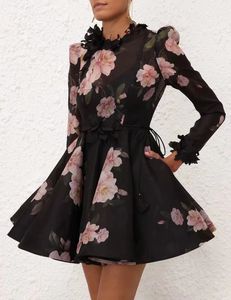 Mini vestido Sexy de alta calidad para mujer, vestido negro con estampado Floral y volantes de manga larga, ropa con cordones para Fiesta y Club de primavera