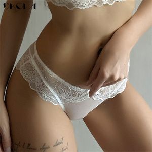 Hoge Kwaliteit Vrouwen Slipje 3 Stuk Wit Zwart Groen Sexy Ondergoed Plus Size Laagbouw Panty Transparant Kant Slips borduurwerk 220512