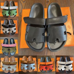 Zapatillas de diseñador de lujo para mujer Chypre slide sandalia zapatos de verano hombres marca clásica toboganes de playa mujer casual fuera de zapatillas sliders sandles sandalias de playa