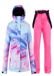 Hoge kwaliteit dames skipak Winter Outdoor Snowsuit Winddichte waterdichte jas en broek Snowboardjas Kleurrijke kleding1992767