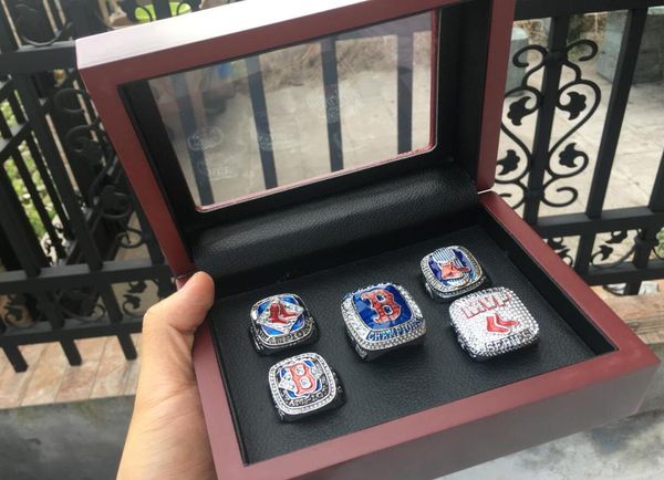 Anillo de envío del equipo de béisbol de la Serie Mundial de alta calidad con caja de madera Sport Souvenir Fan Men Gift5662084