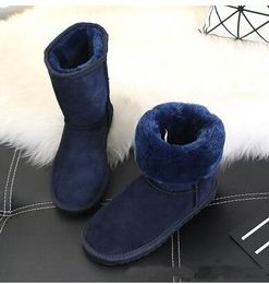 Botas medias de regalo de Navidad de alta calidad, botas de nieve de invierno de 12 colores, botas de nieve sexy WGG para mujer, botas cálidas de invierno, zapatos acolchados de algodón 369