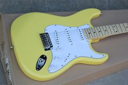 Hoogwaardige yngwie malmsteen elektrische gitaar geschulpte toets grote kop basswood carrosserie esdoorn toets geel geel