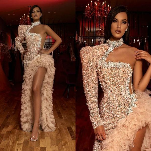 Vestidos de fiesta de sirena con lentejuelas de división alta Un hombro Manga larga Volantes Nivel Falda asimétrica Vestido de fiesta de cóctel