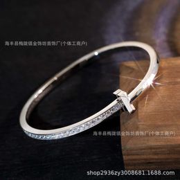 Bracelet élevé Bracelet Gift de premier choix Bracelet EXQUISITION SURCULAIRE AVEC COMMUNE