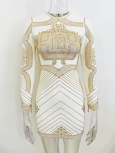 High Street EST 2024 Runway Designer Stijlvolle mode Vrouwen Luxe metallic kralen rekbare jurk 240311