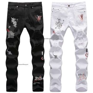 Marca de moda de calle principal Agujero roto Impresión de bordado inglés Blanco y negro Slim Fit Pequeño tubo recto Jeans de graffiti personalizados para hombres