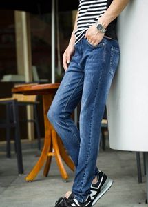 High Street zwaargewassen gewassen oude jeans voor heren herfstontwerp met een retro -stijl
