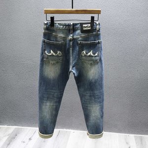 High Street Brand Retro Retro Retro personnalisé Jean brodé pour le printemps et l'automne Nouveau pantalon élastique élastique de printemps et d'automne Slim Fit coréen