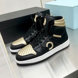 Hoge vrijetijdsschoenen Designer sneakers Dames Hoogteverhogende schoenen Boorknopschoenen Leer Buitensportschoenen Vintage klassieke sneakers