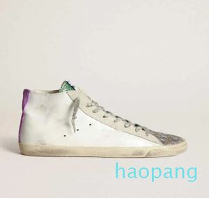 Hoge top kleine vuile schoenen ontwerper luxe topversie Italiaanse handgemaakte witte damessneakers met paarse glitterster