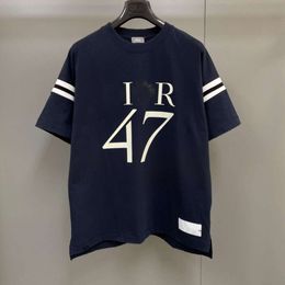 Versión alta DI Letter 47 Camiseta de mosaico de cuello redondo de manga corta impresa de manga estampada para hombres y mujeres