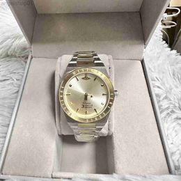 Versión alta Empress Dowager Vivienne Champagne Gold Watch Fashionable Low-Key Luxurious Movement Movement Quartz