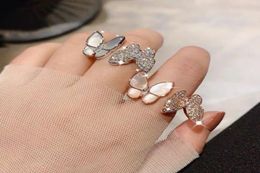 Haute version Fritillary Stones Butterfly Ring Threedimensional Light Luxury Index Ring Feme Personalité Fashion Niche Internet 6596902