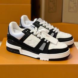 Version haute L petites chaussures blanches de marque de luxe pour femmes, chaussures de couple panda noir et blanc, chaussures de sport décontractées pour hommes et femmes
