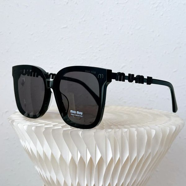 Lunettes de soleil Miu version haute SMU030, lunettes de soleil de conduite haut de gamme ajourées à cercle complet avec petit visage et protection UV