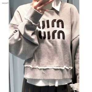 Miumiu 23SS – vêtements d'automne et d'hiver brodés avec sweat à capuche à col mi-haut, tendance de la mode pour femmes, Version haute