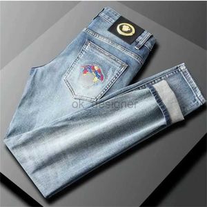 Version haute contre designer Jeans Men Pantalon Classic Broidered Jeans Casual Homme Tablers Plus Size Fashion Straight Jeanses 29-42 F6255JK