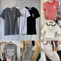 T-shirts pour femmes T-shirts en coton mélangé Tee Top Short de broderie imprimé Costume de créateur O Cou Short à manches Lady Long Sweatshirts Pull Sweats à capuche Femme Vintage Tank Cropped