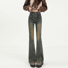 Pantalon évasé à taille haute pour les femmes printemps 2024 Nouvelle slim ajustement et conception élastique mince jeans micro évasés en détresse