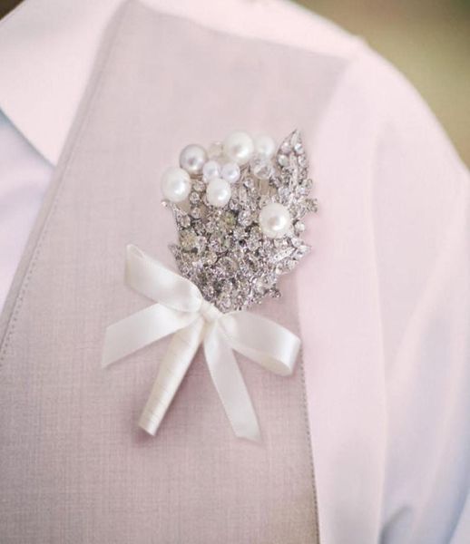 Highend Custom Bride and Groom Boutonniere European Pearl Crystal Groomsmen Fleurs de mariage Highend Brooch Collar Fleurs 2855147