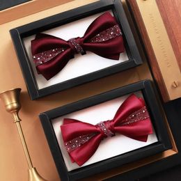 Highend Festive Fashion Texture Dîner hôte Sparkling Diamond Deep Burgundy Wedding Groom Groom Tie 240409