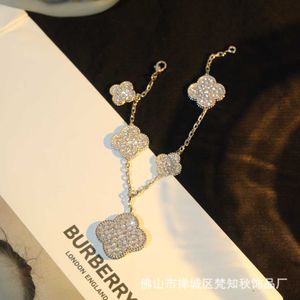 Hoogte -sieradenarmband geschenken voor geliefden klaver onregelmatige bloemarmband volledige diamantgrootte met Vancley met originele logo -doos