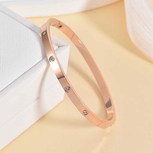 Design de qualité haut de gamme hommes et femmes pour bracelet en ligne vente rouge boucle buccle diamant sensation explosive haut de gamme