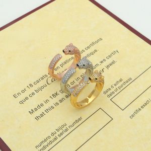 Hogere kwaliteit ring sieraden ontwerper nieuwe mode ringen voor vrouwen mannen titanium staal goud rosé vergulde procesaccessoires vervagen nooit
