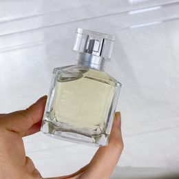 Perfume de la más alta calidad para hombres o mujeres Aqua Universalis 70ml Colonia de fragancia natural Eau de parfum de larga duración con caja Entrega rápida
