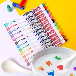 Markeerstiften Magische Water Schilderij Pen Water Drijvende Doodle Pennen Kinderen Tekenen Early Education Magic Whiteboard Markers Art Supplies 230729