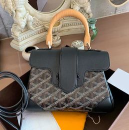 Saigon draagtas met handgreep aan de bovenkant Designer houten tas met flap voor dames Luxe schouderband handtas echt leer heren reizen CrossBody bamboe pochette Coole DHgate Bags