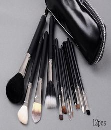 High Quality New Cosmetics 12 Pieces Brush sets en cuir Pouch6692520