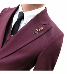 Alta calidad vino rojo hombres Blazer Slim Fit Casual estilo británico caballeros traje chaqueta hombres boda esmoquin Busin Dr Blazer hombres 14IX #