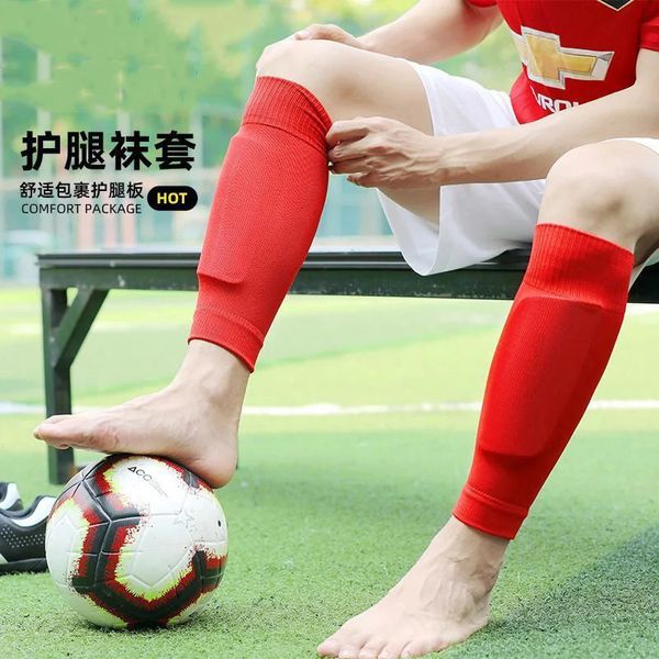 Calcetines protectores de fútbol de alta elasticidad sin pies para niños 1 par de adultos espinilleras protectoras para fútbol deporte mangas de soporte para piernas 240104