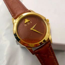 Relojes de cuarzo de marca de alta calidad G Diseñador de moda para mujer Reloj informal con esfera pequeña Reloj de pulsera con correa de cuero para mujer Animal Abeja Serpiente Tigre Doraemon Cereza