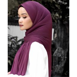 Hijabs Pañuelo doblado Accesorios de moda musulmana Pañuelo rizado para mujer Pañuelo de gasa Pañuelo para la cabeza de color sólido para mujer 230512