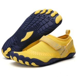 Chaussures de randonnée élastiques à séchage rapide confortables chaussures aquatiques hommes femmes chaussures d'eau antidérapantes respirant bord de mer plage pieds nus surf pataugeoire baskets HKD230706