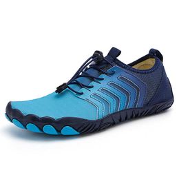 Chaussures de randonnée été chaussures de plage décontractées mode hommes chaussures d'eau chaussures de randonnée en plein air sandales respirantes chaussures sans lacet maille baskets grande taille HKD230706