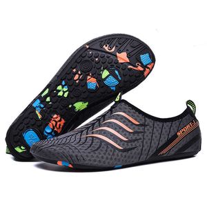 Chaussures de randonnée Vanmie chaussures de sport aquatique hommes 2023 chaussures d'eau d'été hommes baskets de plage chaussures pieds nus pour chaussette de natation chaussures aquatiques femmes 36-47 HKD230706