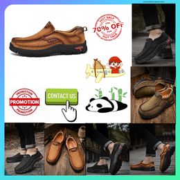 Chaussures de randonnée Casual Platform Flat Luxury Designer Chaussures en cuir véritable surdimensionné pour hommes Baskets en cuir antidérapantes et résistantes à l'usure