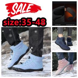 Chaussures de randonnée hommes femmes bottes de randonnée en plein air chaussures de Trekking haut chaussures d'escalade chaussures de randonnée confortables 35-48